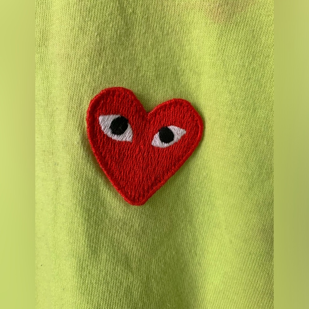 PLAY Comme des Garçons Heart T-Shirt (XL) Green w/ Red Heart logo; short sleeves